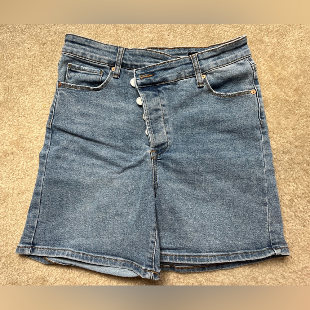 BlankNYC Button Up Jean Shorts Size 29